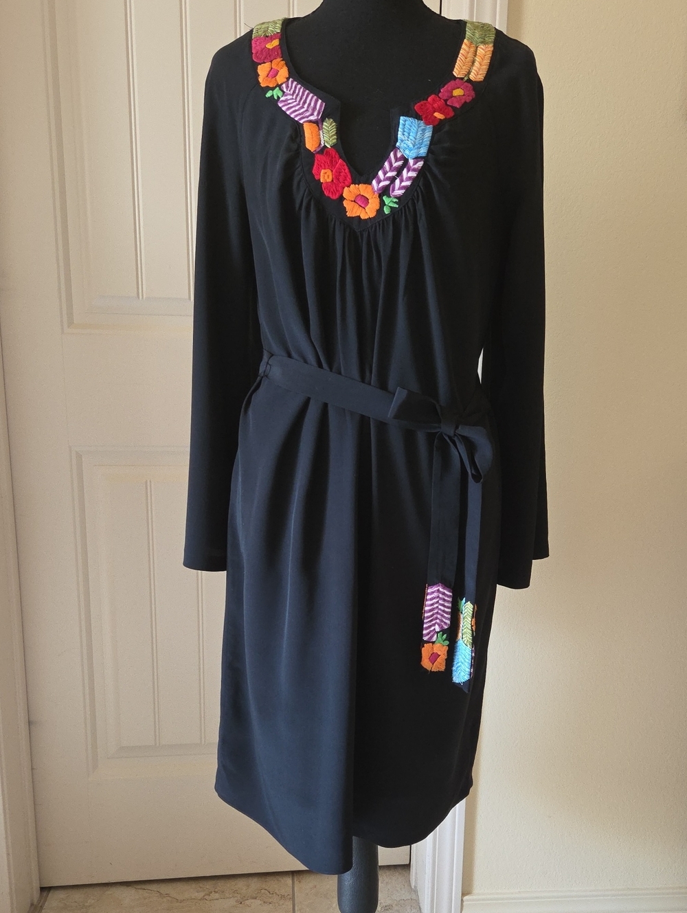 Trina Turk Black Silk Embroidered Boho Mexican Floral Dress, Size L